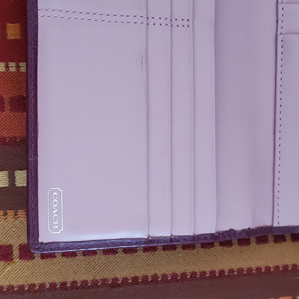 Coach Wallet - Picture 4 of 4
